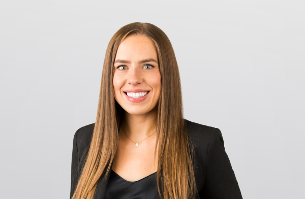 Welcoming Karolina Wojciechowski to Crossroads Law!
