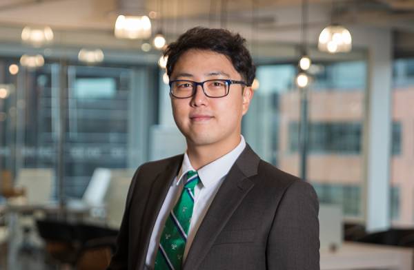Crossroads Law is pleased to announce that lawyer David Kim has joined our Calgary office